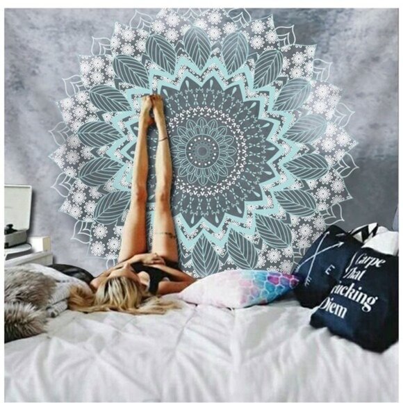 Mandala Floral Leaf Boho Indie Tapestry/Blanket - Picture 1 of 5
